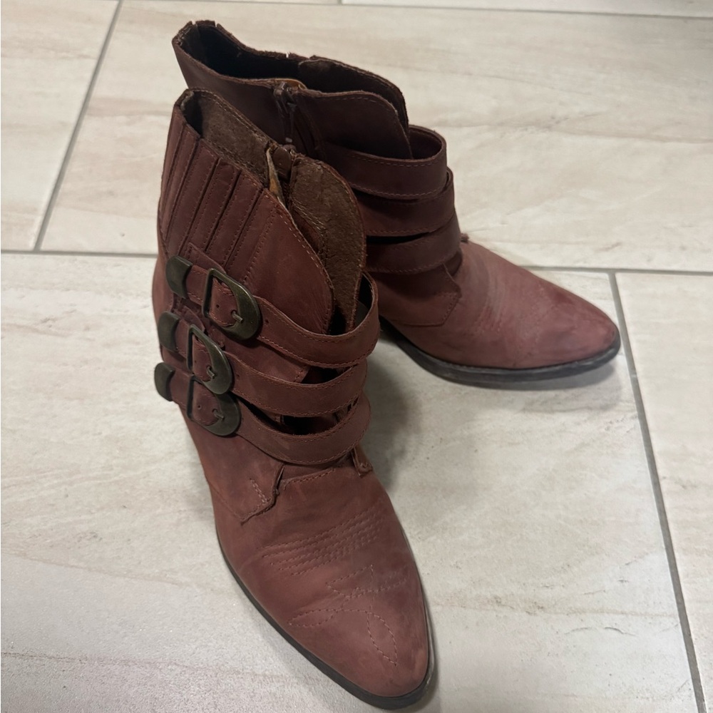 lavorazione artigiana bailout women’s brown leather  booties size 8